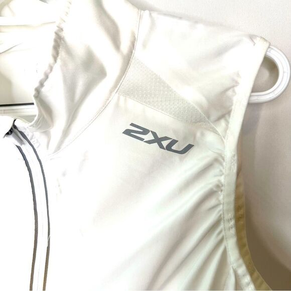 2XU Women’s L Lightweight Cycling Vest - Picture 5 of 12